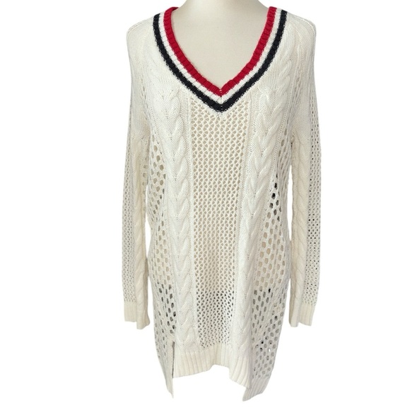 Ultra Flirt Sweaters - Ultra Flirt sweater V-neckline long sleeves stripes @neckline crocheted Sz small